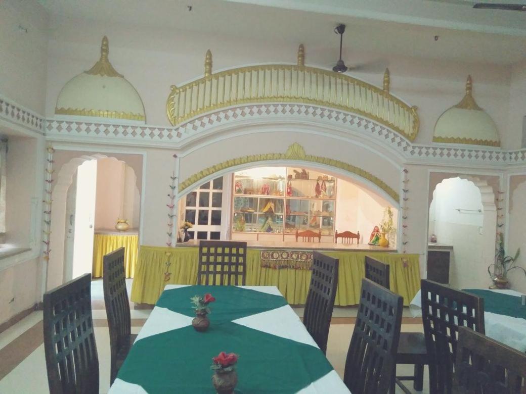 Hotel Jamuna Resort Jhunjhunu Exterior photo